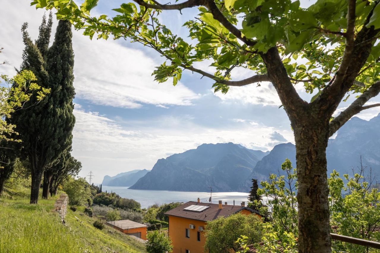 Appartamento Al Forte Torbole Sul Garda Exterior foto