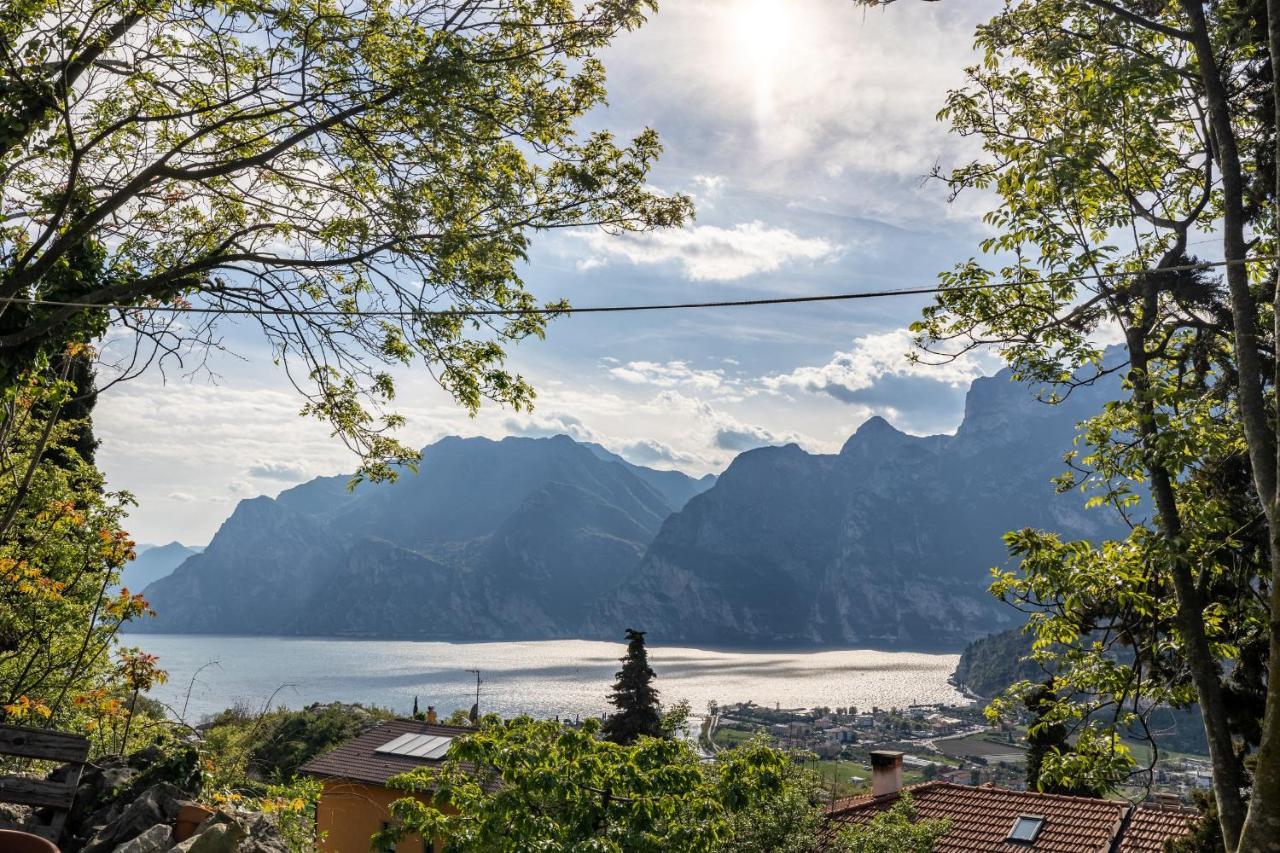 Appartamento Al Forte Torbole Sul Garda Exterior foto